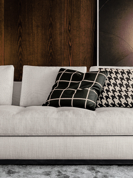 Andersen Line Quilt Cushion by Minotti, view 3