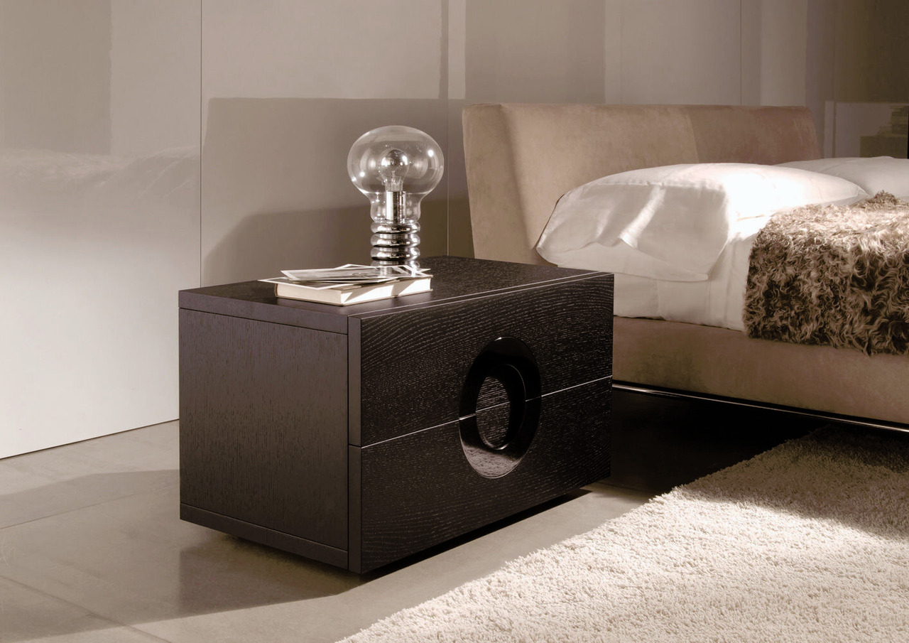Archipenko Sideboard by Minotti, view 3