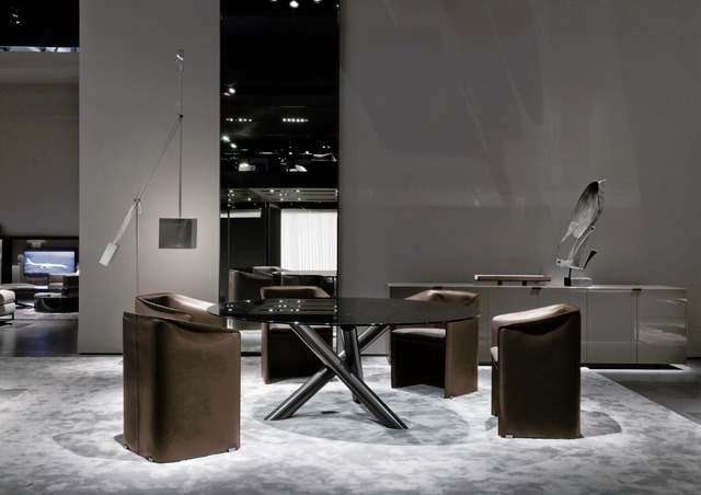Case Armchair