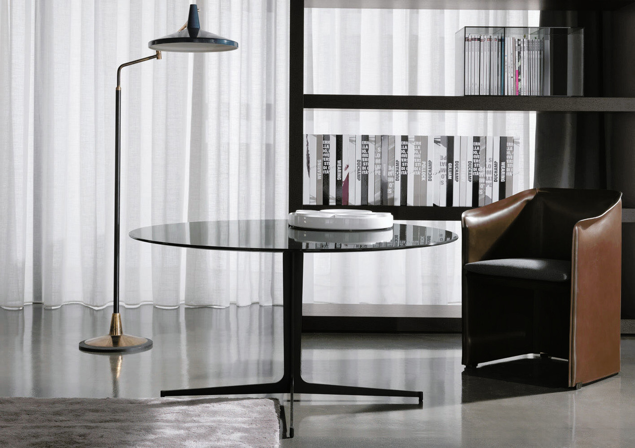Case Armchair, view 5