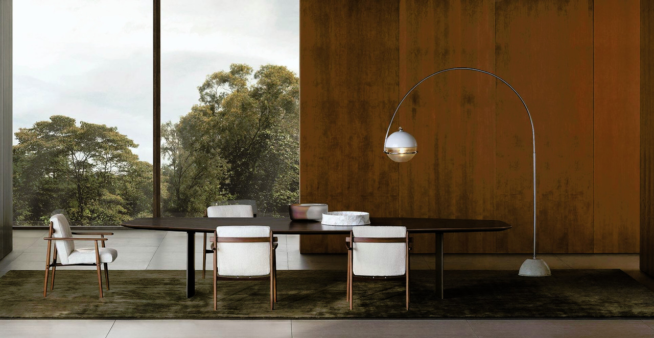 Linha livre dining table