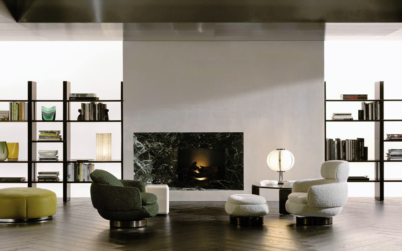 Vivienne, view 3