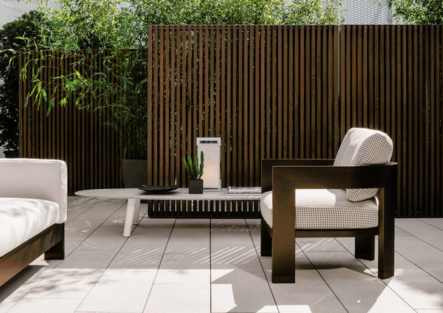 Warhol "Dark Brown" Outdoor Armchair