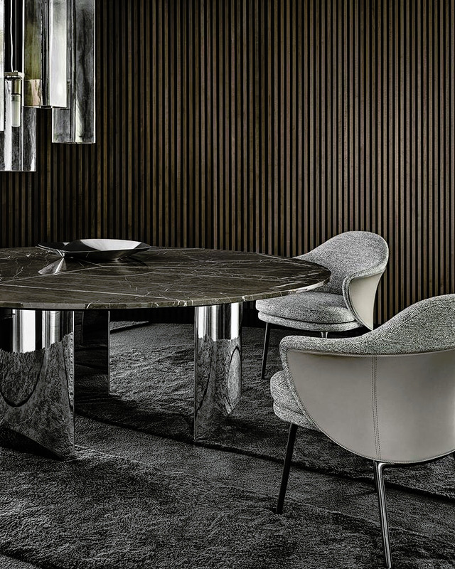 Wedge Dining Table by Minotti, view 5