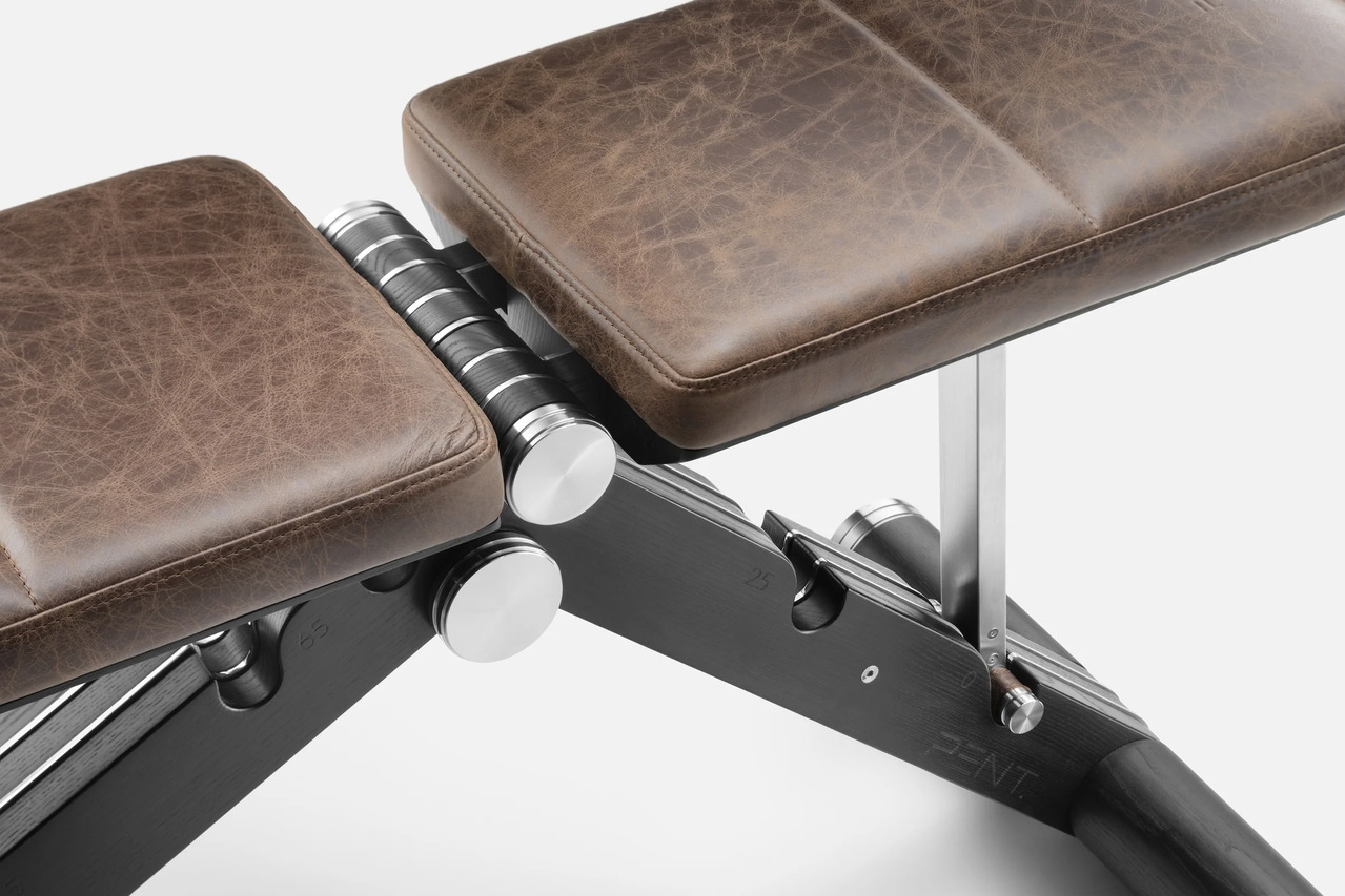PENT. x Muhammad Ali Training Bench
