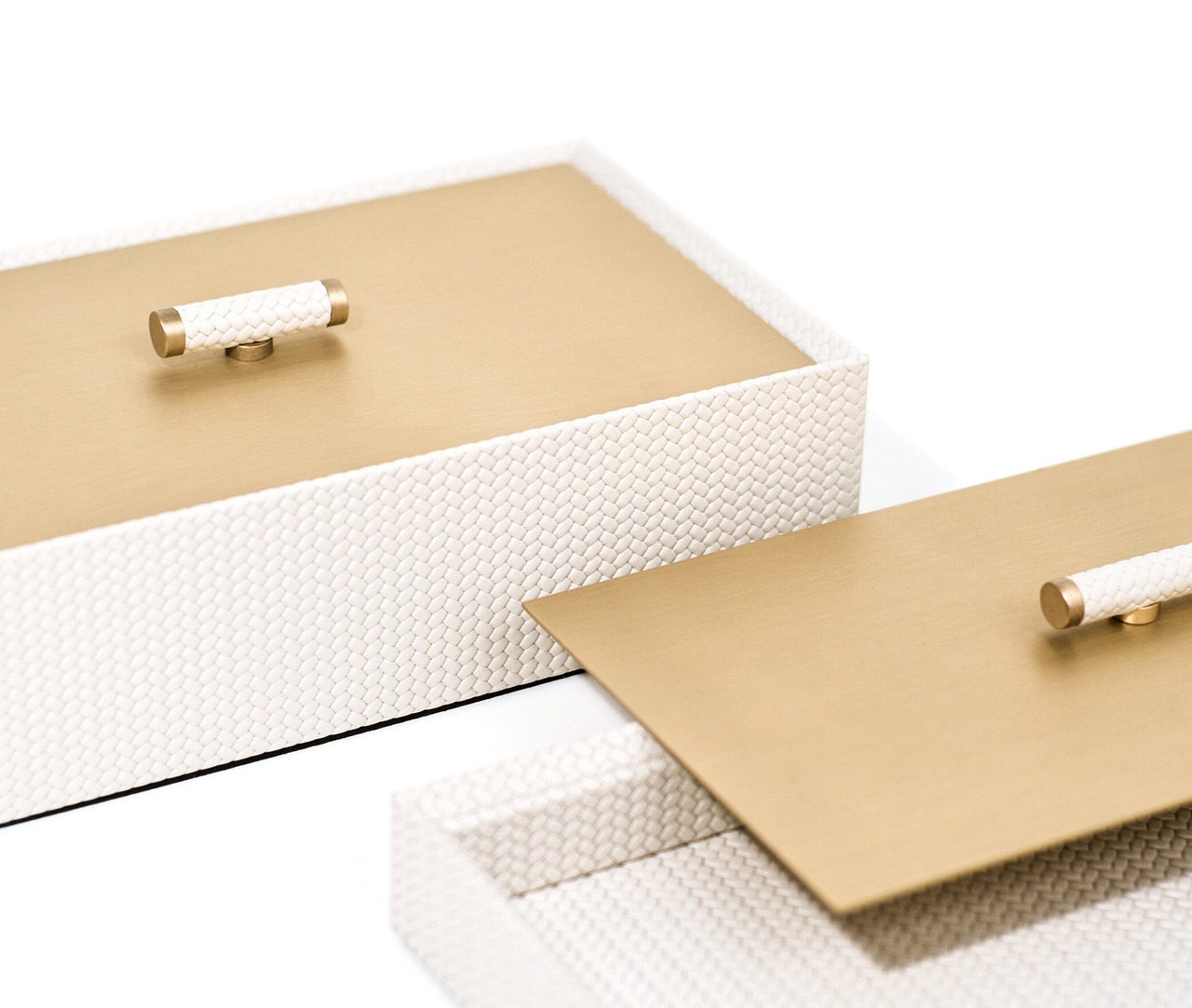 Iside Box, view 3