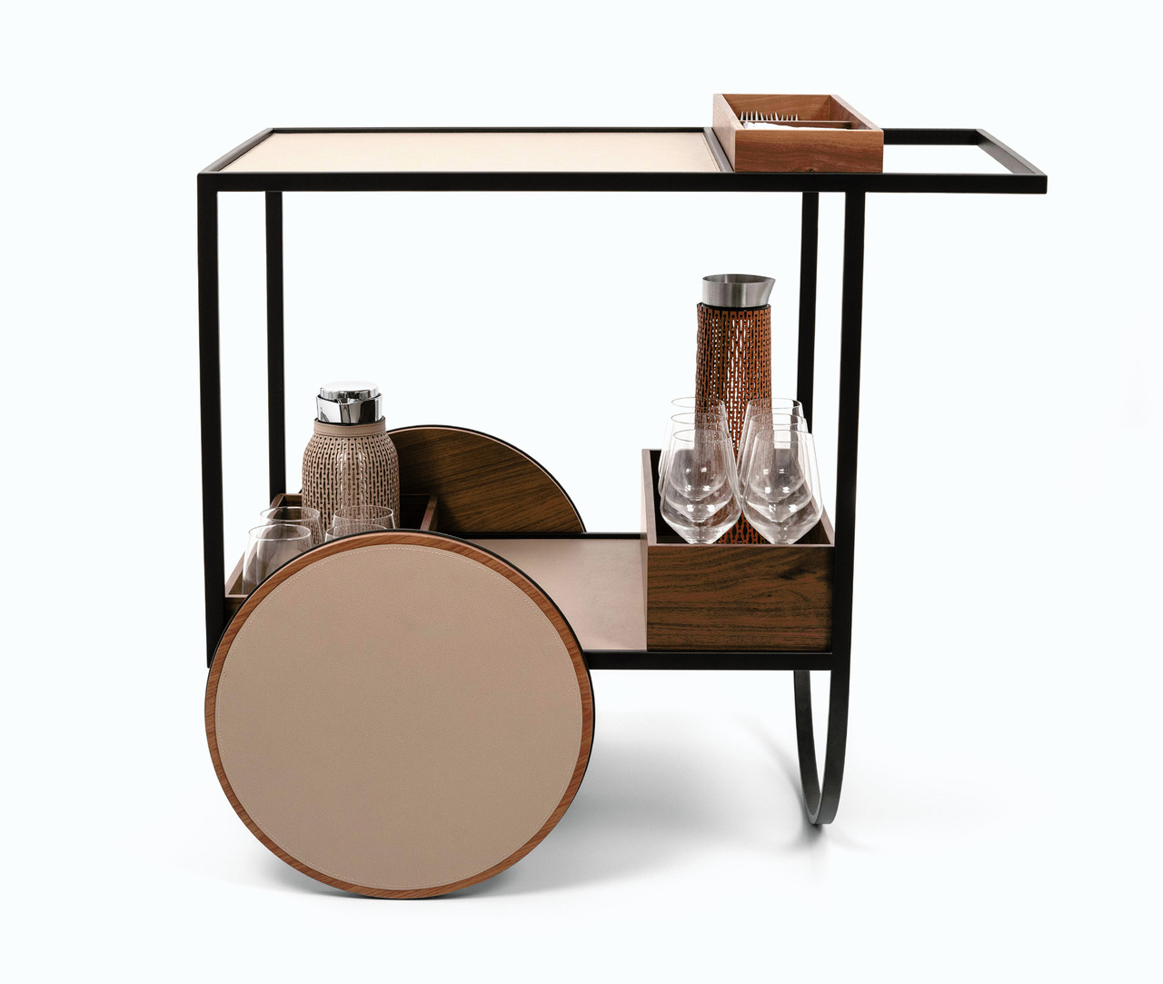 Magenta Serving Trolley by Pinetti, view 4