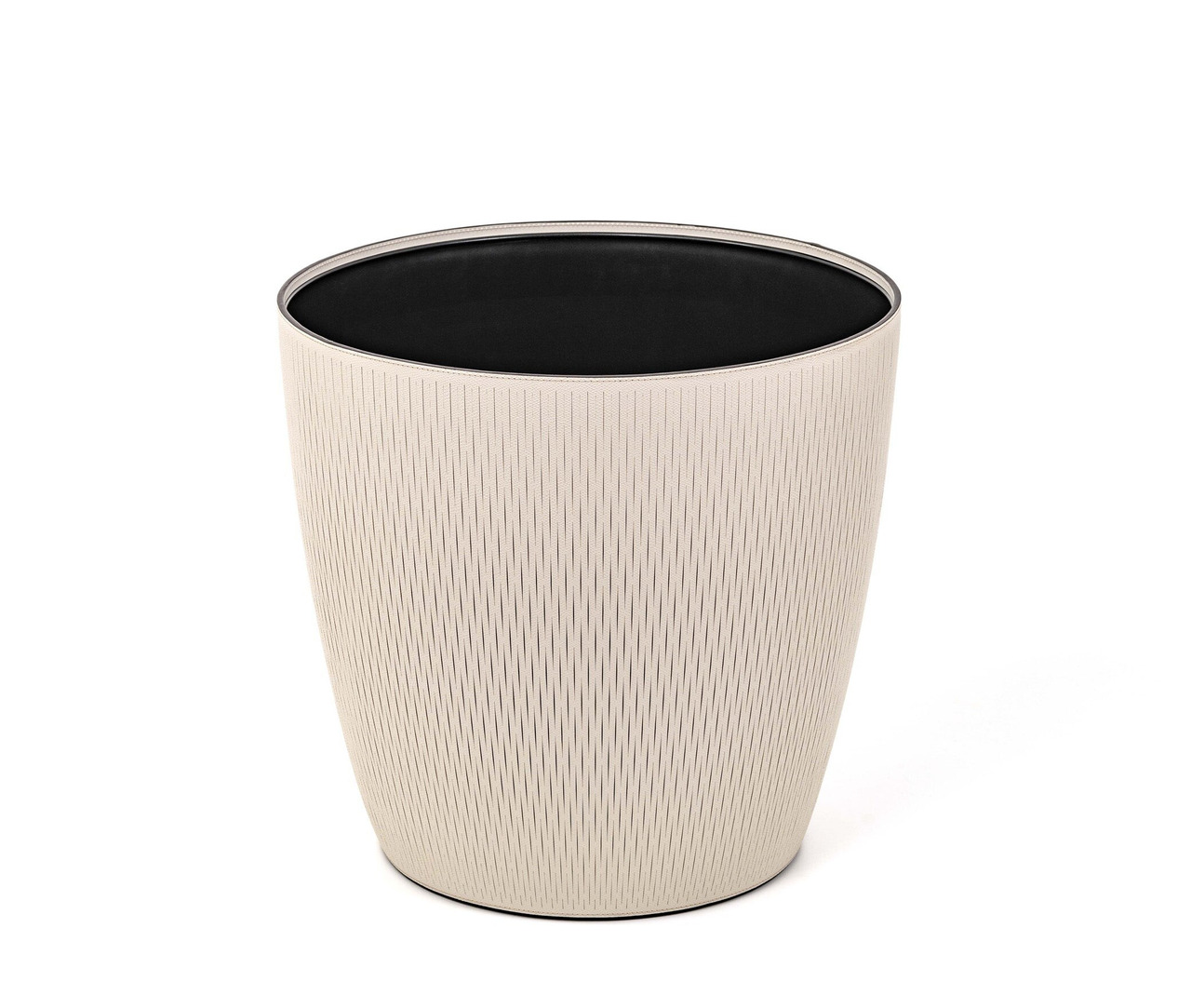 Silvy Planters, view 3