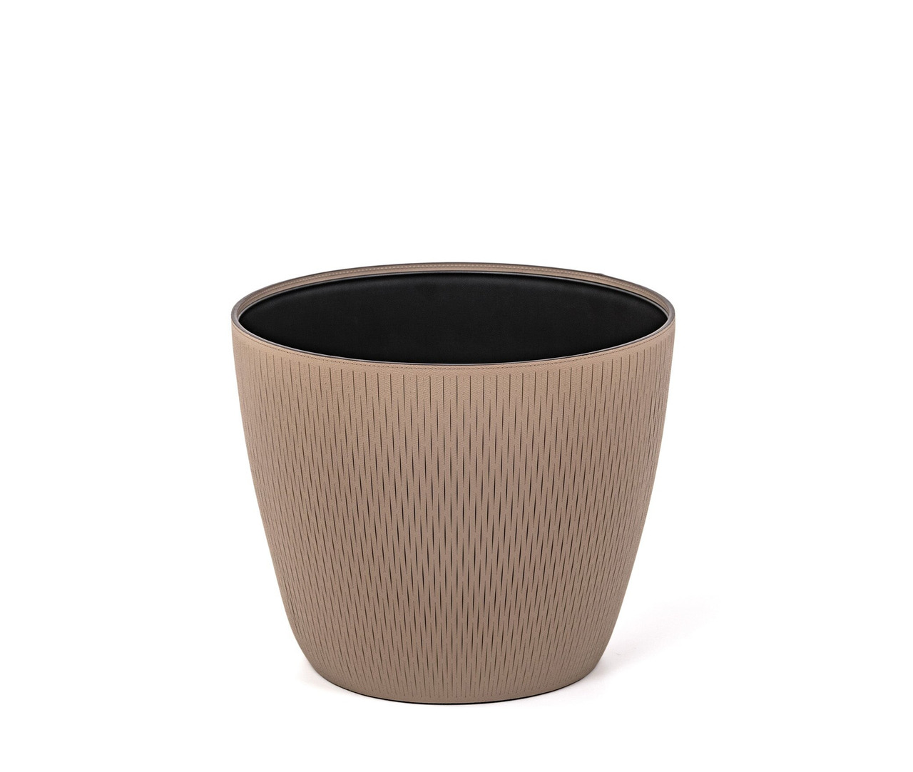 Silvy Planters, view 2