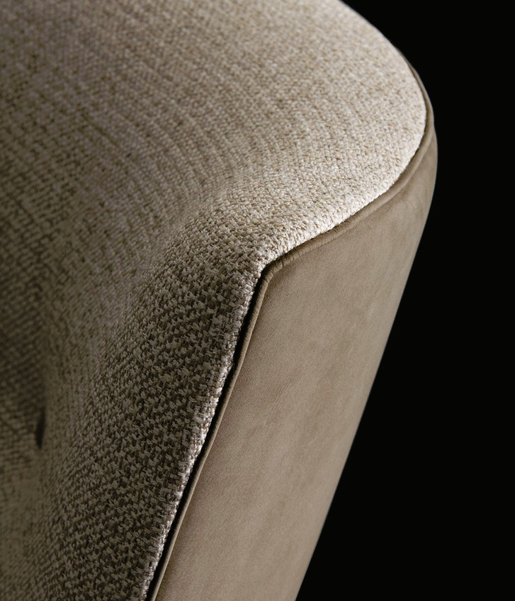 Gentleman Reserved Armchair, view 4