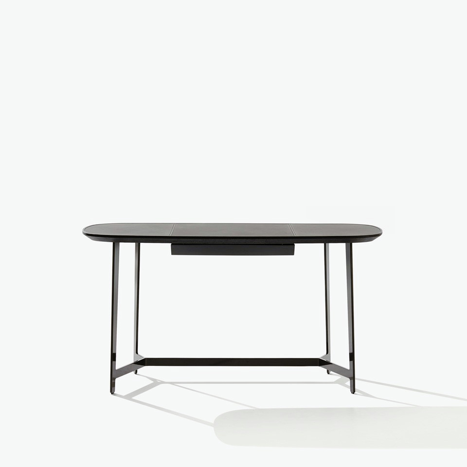 Mathieu Desk
