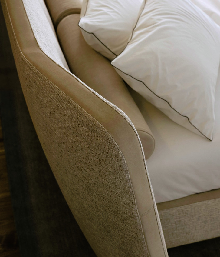 Rever Bed by Poliform, view 5