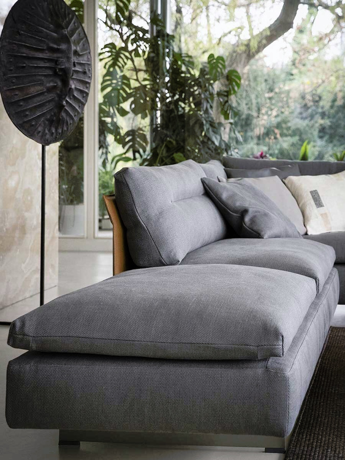 GranTorino Sofa by Poltrona Frau, view 3