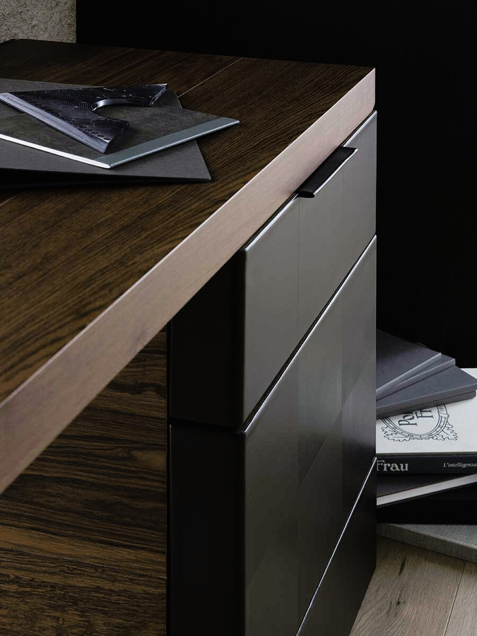 H_O Desk by Poltrona Frau, view 3