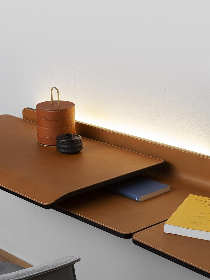 Iren Wall-Mounted Writing Desk by Poltrona Frau, view 3