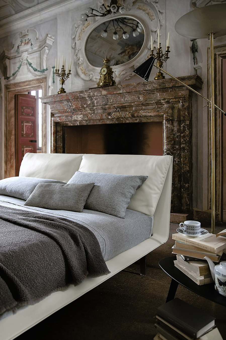 John-John Bed, view 3
