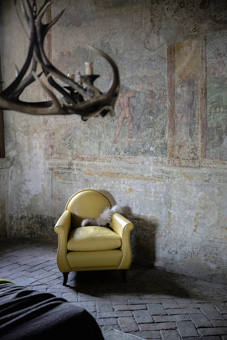 Lyra Armchair, view 3