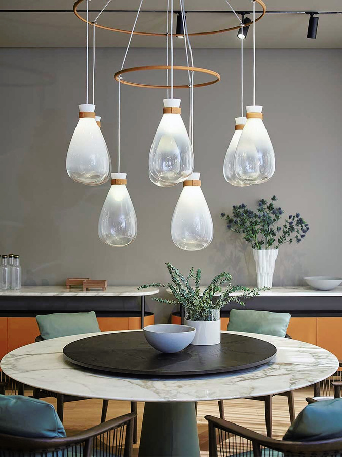 Mesa Due table by Poltrona Frau