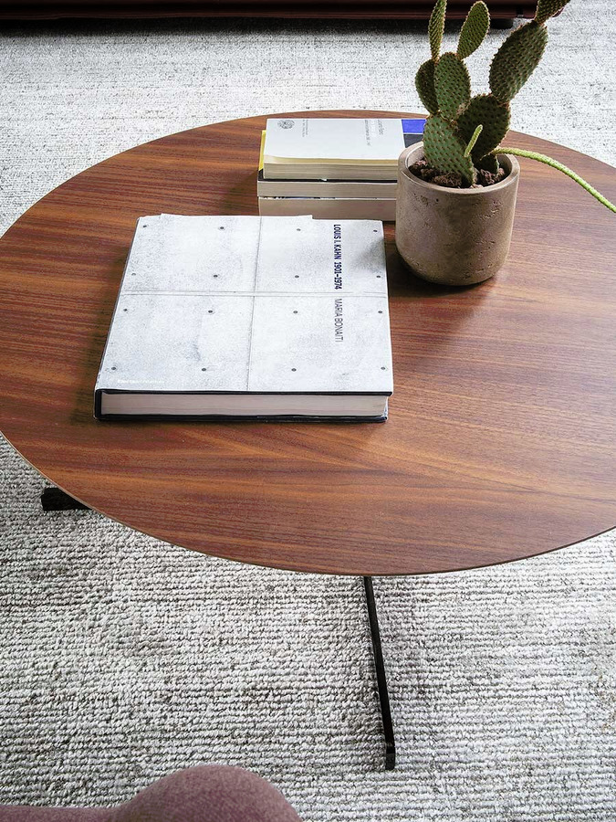 Bob Side Table by Poltrona Frau, view 3