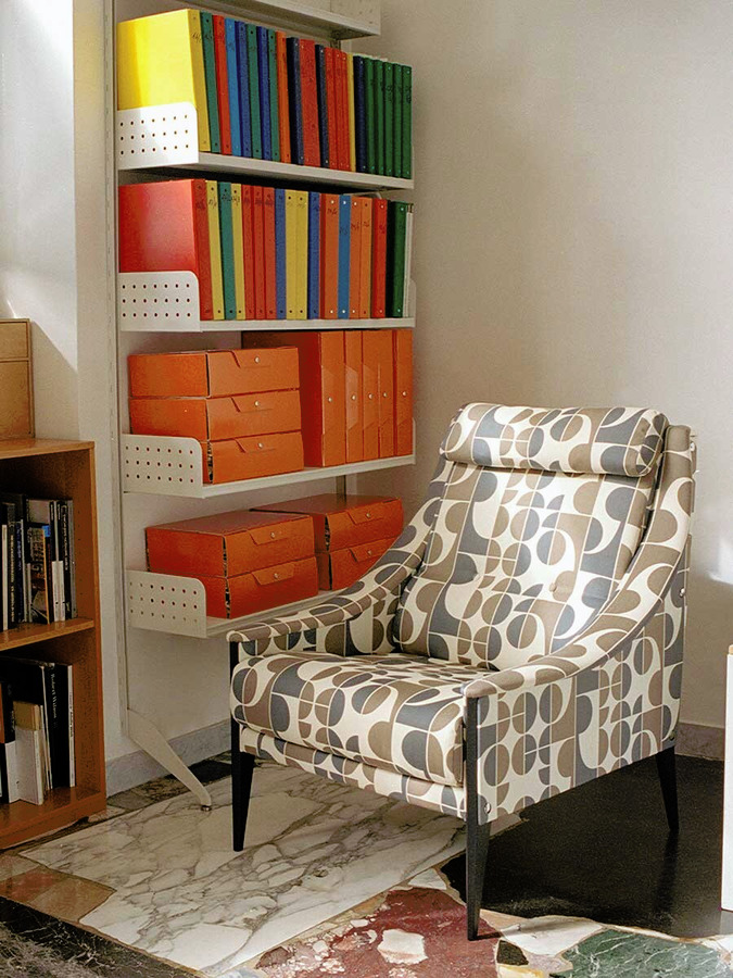 Dezza 48 Armchair, view 3