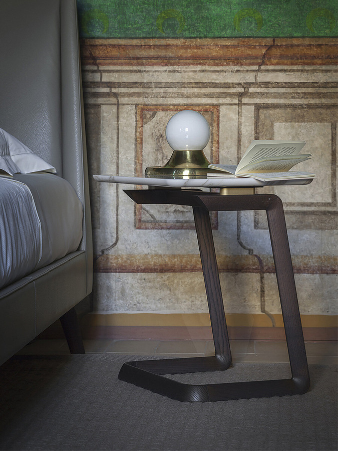 Fidelio Coffee Table, view 4