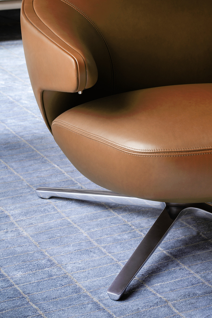 Jay Lounge Armchair, view 4