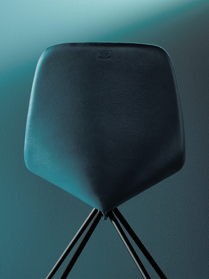 DU 30 Armchair, view 5