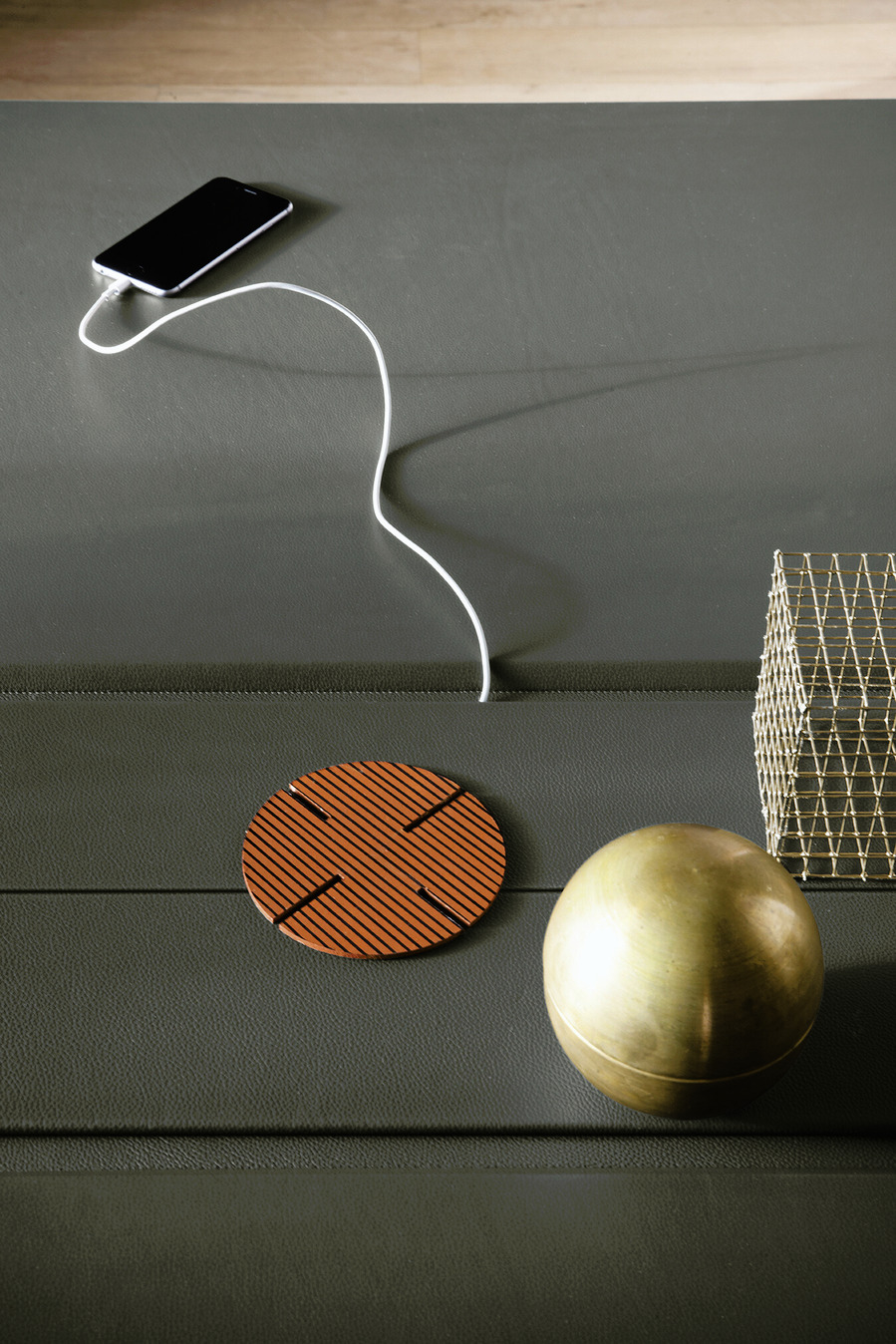 Jobs Desks by Poltrona Frau, view 5