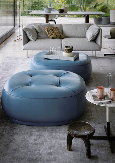 John-John Sofa, view 4