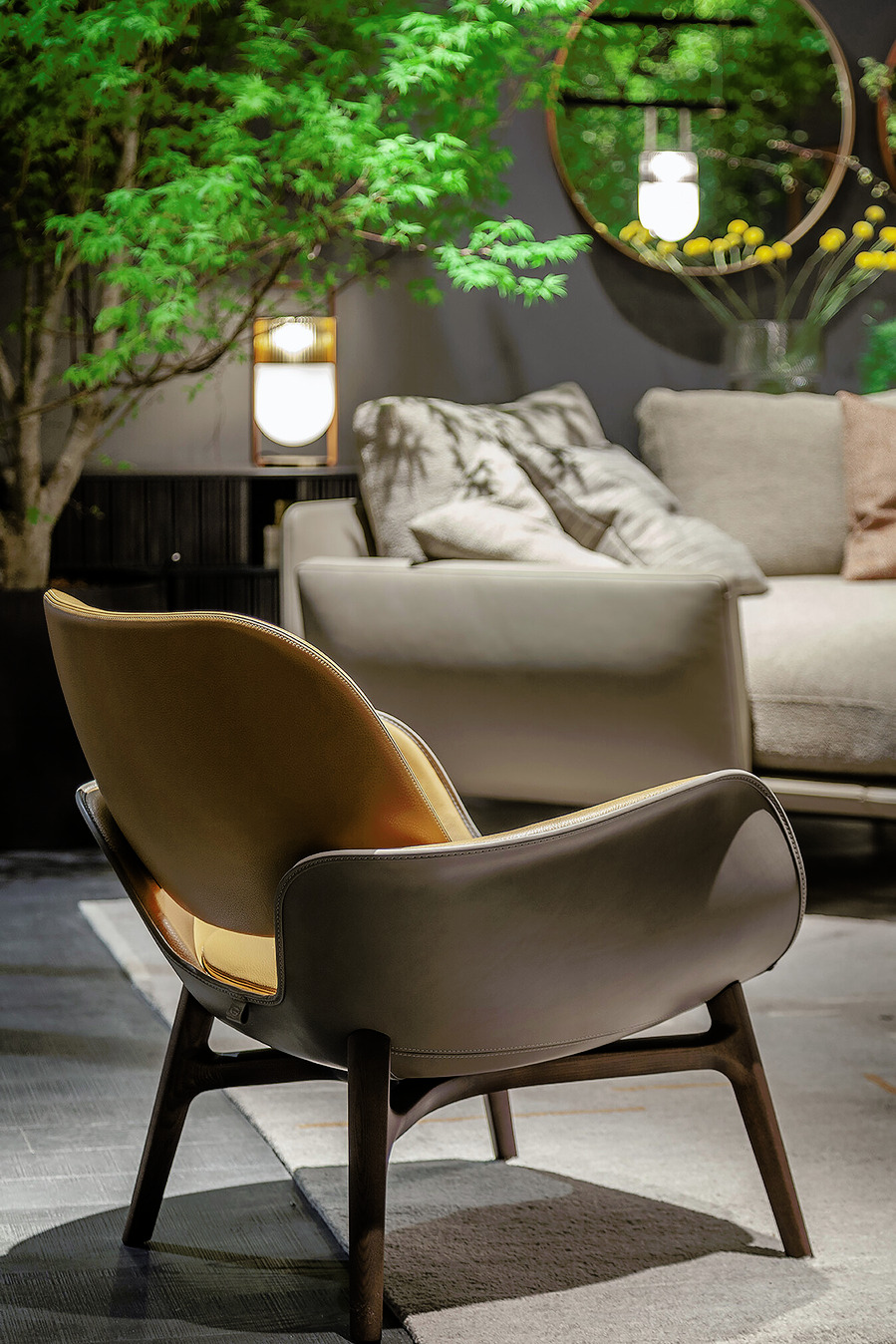 Martha Armchair by Poltrona Frau, view 5