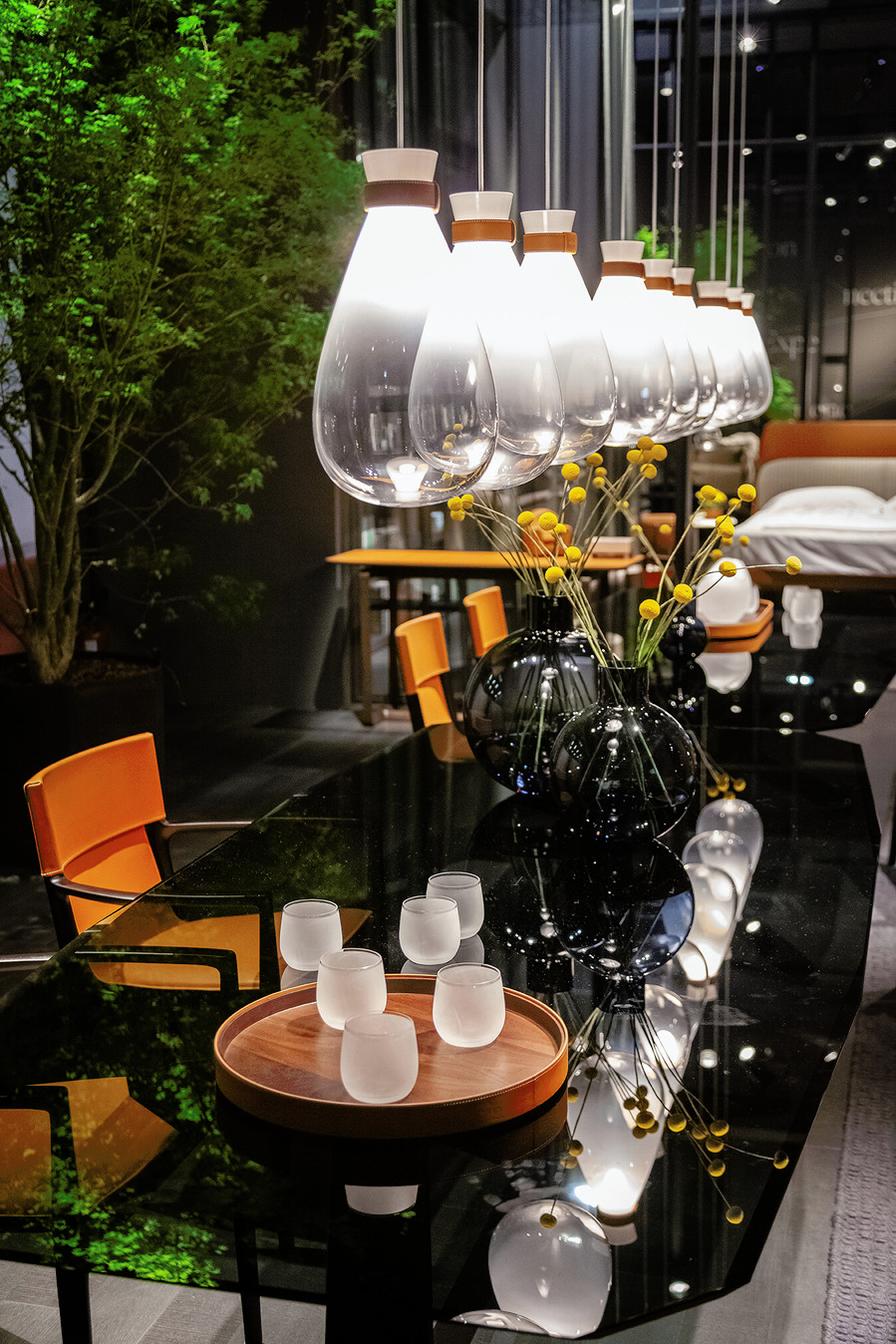 Soffi Lamps by Poltrona Frau, view 5