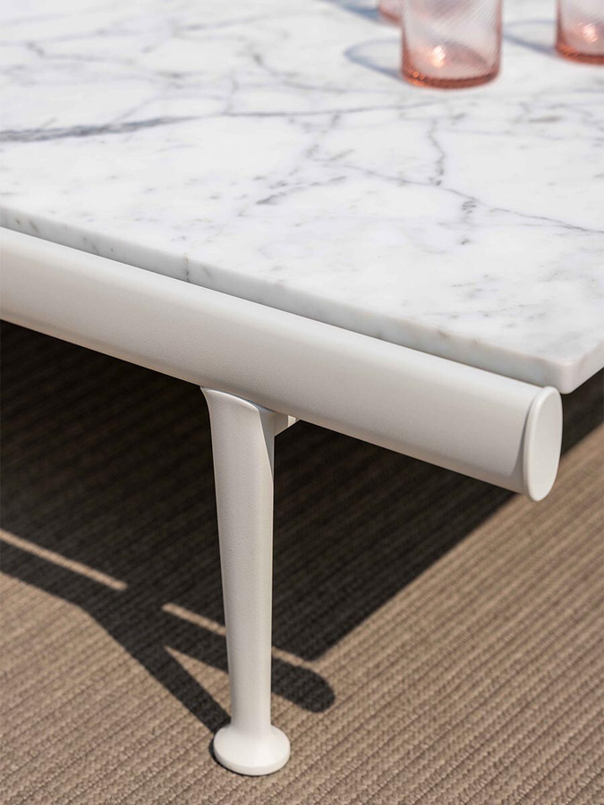 Souvenir d'Italie Garden Table, view 5
