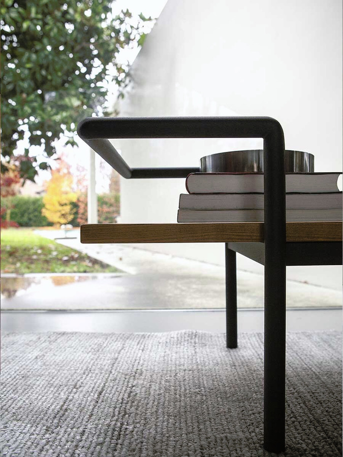 T904 Bench, view 5