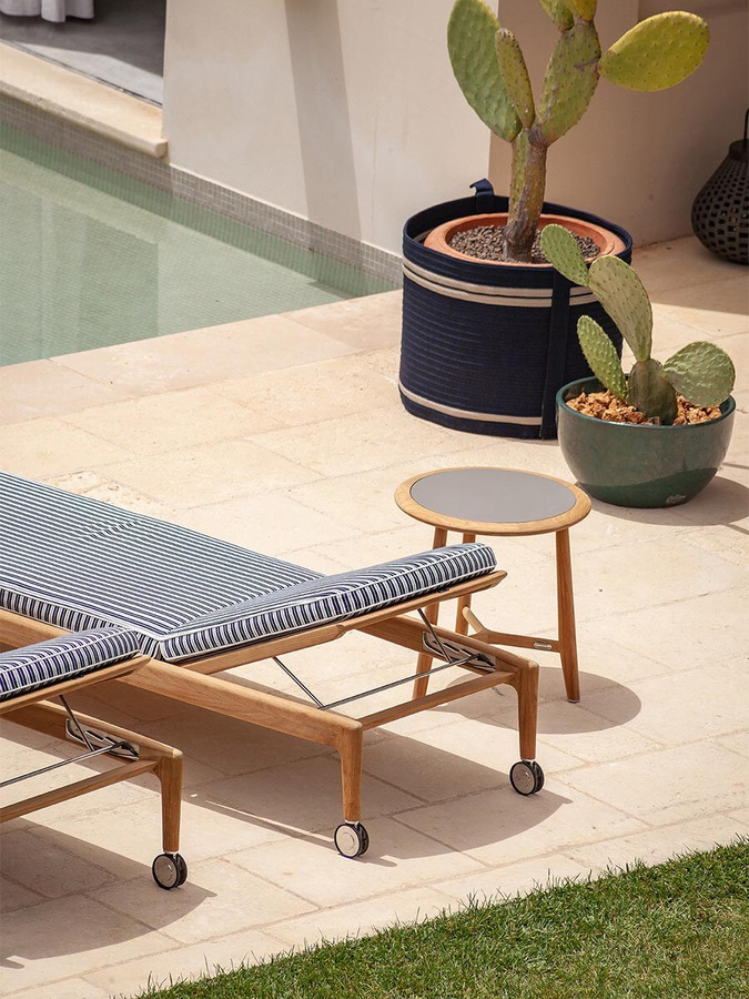 The Secret Garden Sun Lounger by Poltrona Frau, view 6