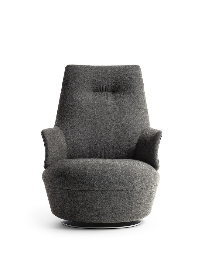 Assaya Armchair by Poltrona Frau, view 6