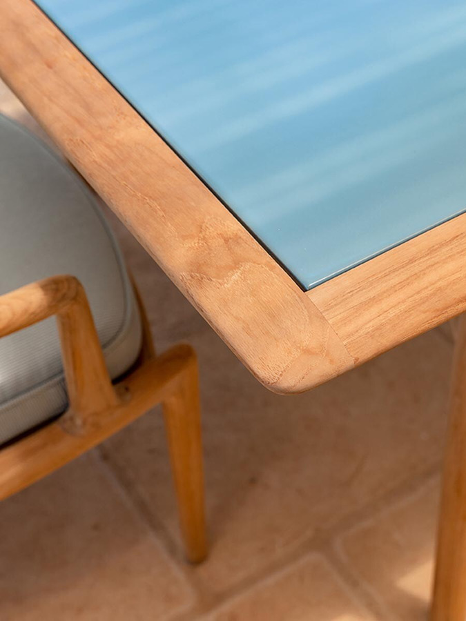 The Secret Garden Dining Table by Poltrona Frau, view 7