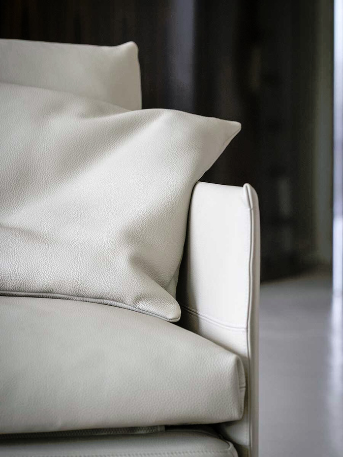 GranTorino Sofa by Poltrona Frau, view 8