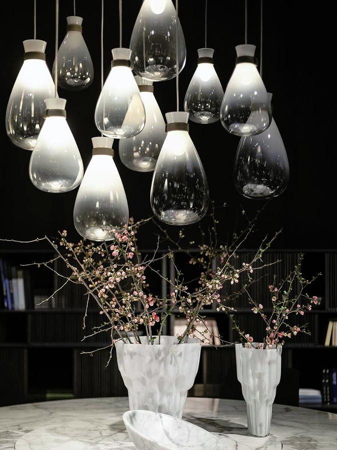 Soffi Lamps by Poltrona Frau, view 8