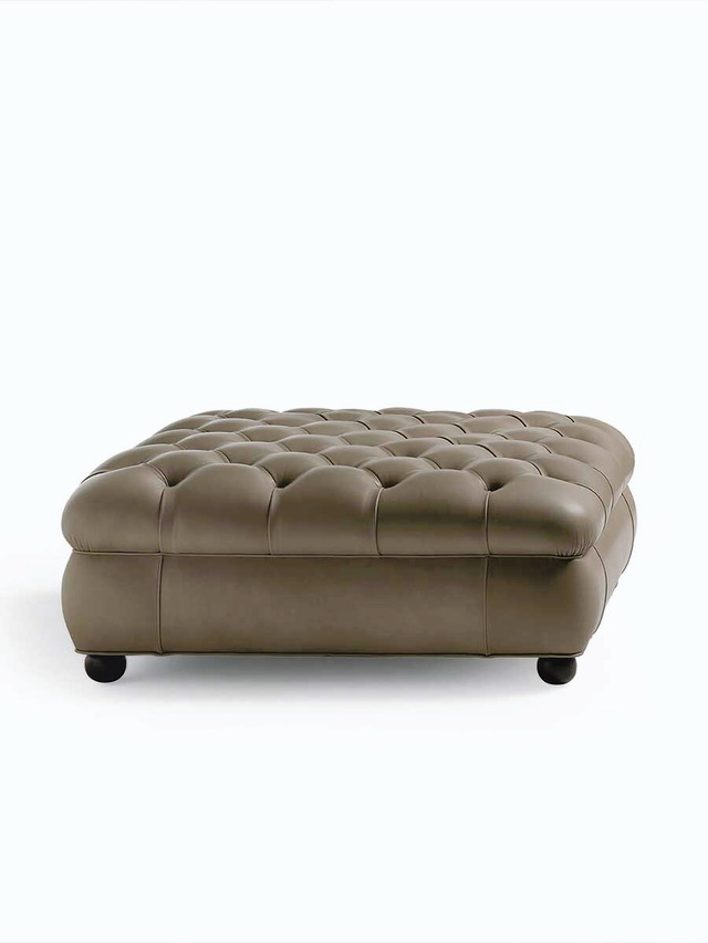 Chester One Sofa by Poltrona Frau