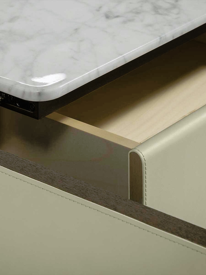 Fidelio Low Cabinet, view 9