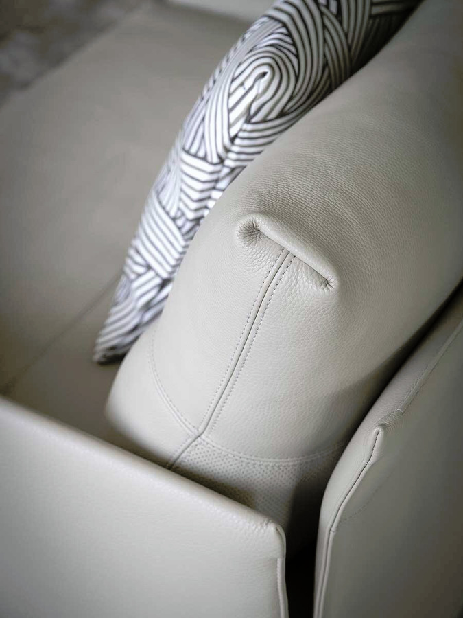 GranTorino Sofa by Poltrona Frau, view 9