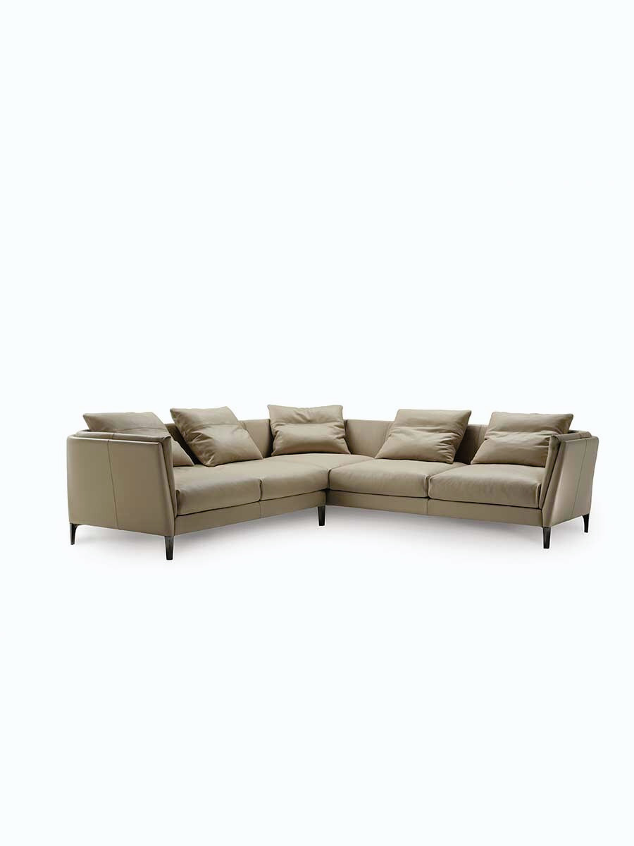 Bretagne Sofa, view 10