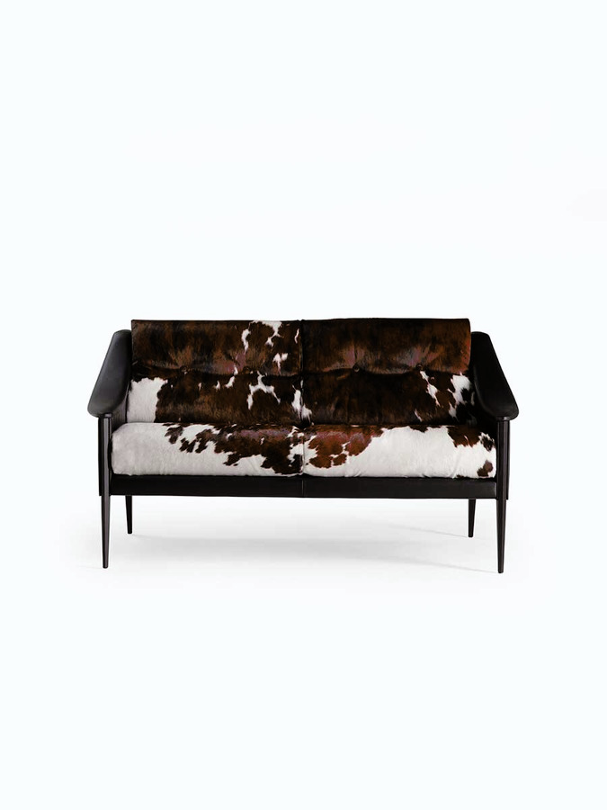 Dezza 24 Sofa, view 10