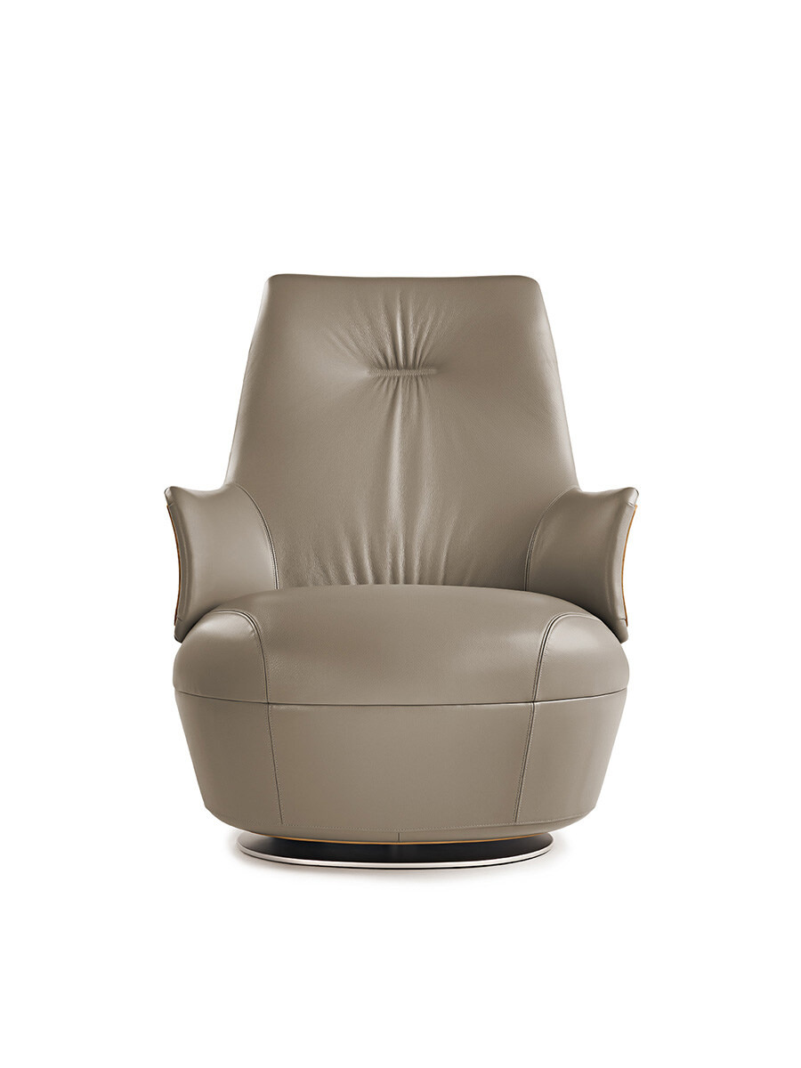 Assaya Armchair by Poltrona Frau, view 14