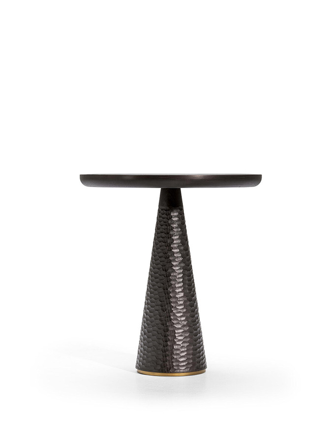 Duo Coffee Table by Poltrona Frau, view 15