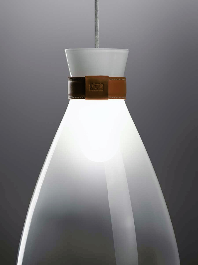 Soffi Lamps by Poltrona Frau, view 15