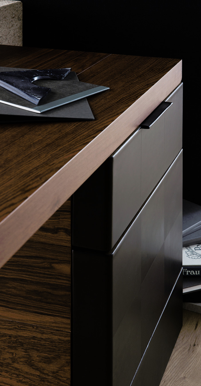 H_O Desk by Poltrona Frau, view 2