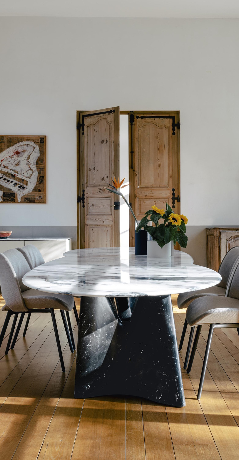 Infinitamente Marble Dining Table, view 2