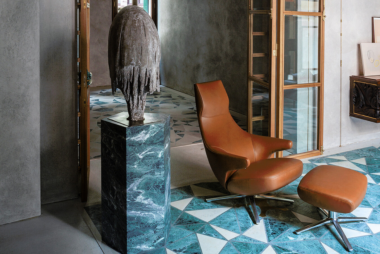 Jay Lounge Armchair