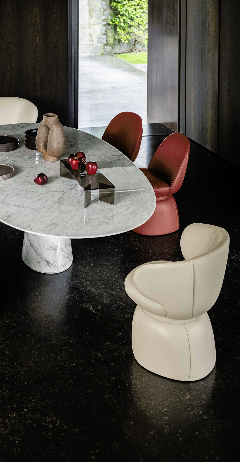 Leplì Armchair, view 2
